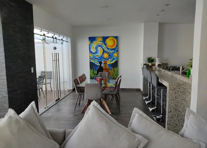 Casa More con alberca, jacuzzi, climatizada Tequesquitengo